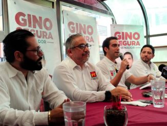 “Gino” Segura presenta sus propuestas y rechaza acusaciones de Loret sobre contratos millonarios